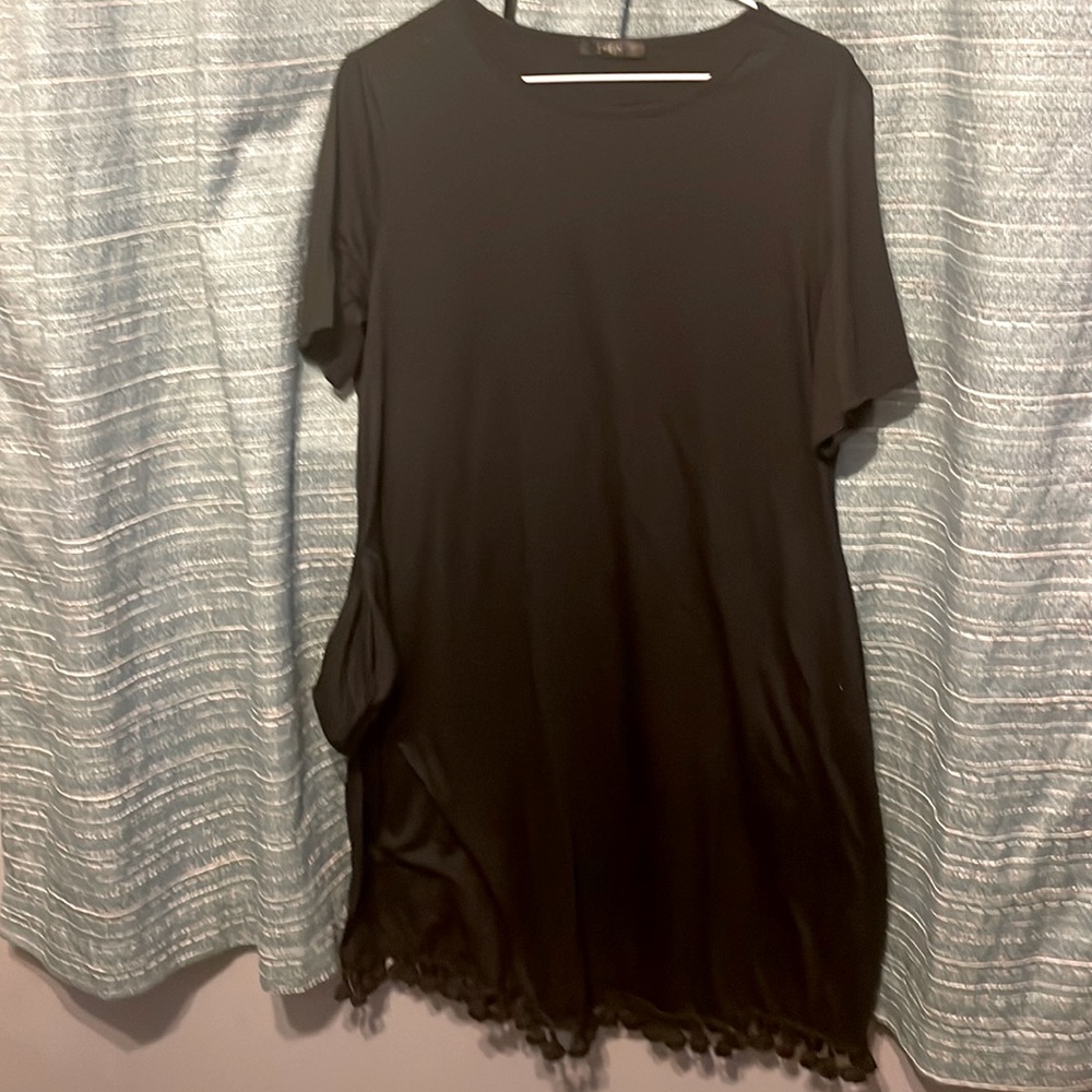 Black dress with pockets!